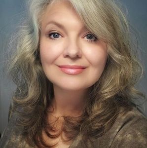 Meet your Posher, Paula